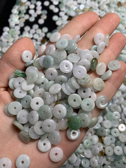 DIY jewelry craft accessories Burmese jade jade A goods small jade buckle jewelry loose beads 9MM button manufacturer wholesale jade accessories (1 piece)